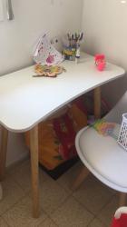 שולחן כתיבה וכיסא לילדים