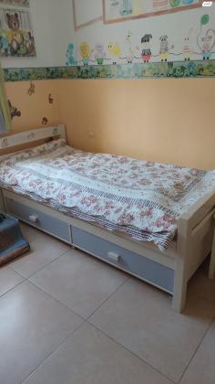 מיטת ילדים של עצמלה, דגם אופיר