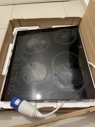 כיריים חשמליות אלקטרולוקס דגם EHF6747FOK...