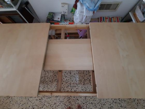 שולחן פינת אוכל של איקאה,