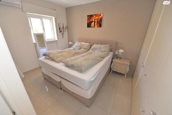 אברהם מאפו 5 (טלביה)