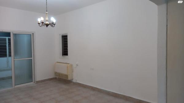 ביאליק 106 (תל בנימין)