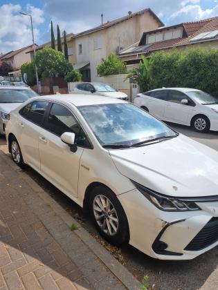 טויוטה קורולה הייבריד (2019)