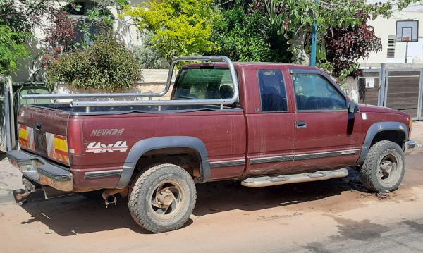 שברולט נוואדה (1999)