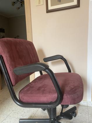 כיסא נוח לחדר עבודה, צבע