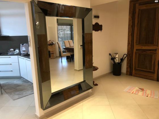 מראה מיוחדת בהזמנה אישית גובה 1