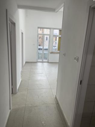 מחנה יהודה 8 (מחנה יהודה)