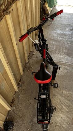 אופניים חשמליים של חברת RAINBOW