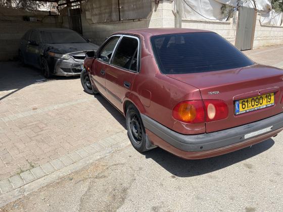 טויוטה קורולה (1998)