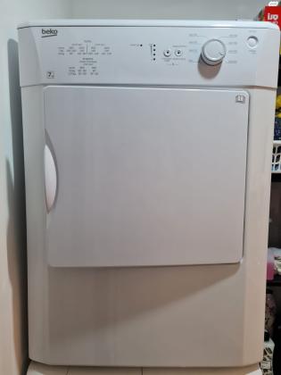 מייבש כביסה Beko DV7110