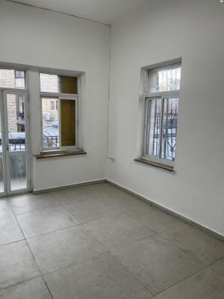 מחנה יהודה 8 (מחנה יהודה)