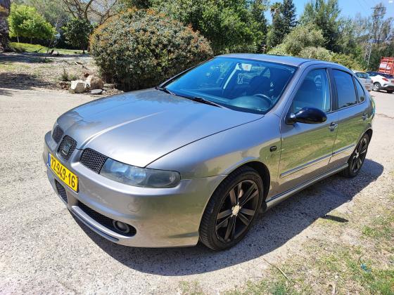 סיאט לאון (2005)