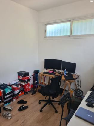 גולומב 52 (שפירא)