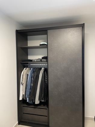 ארון 2 דלתות הזזה, בצבע