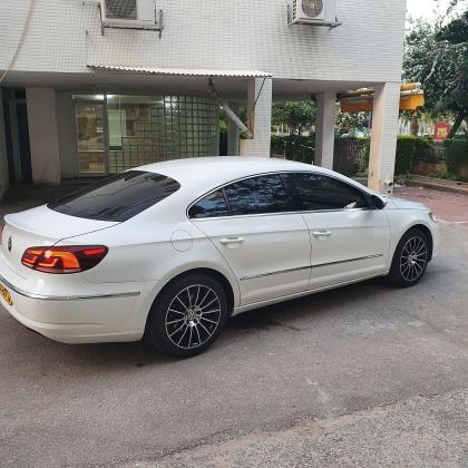 פולקסווגן פאסאט CC (2013)