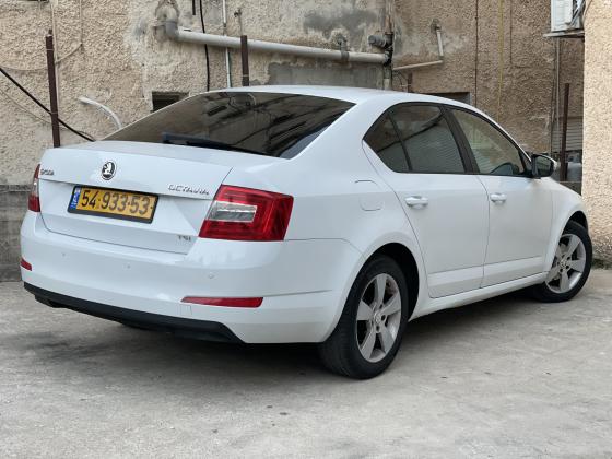 סקודה אוקטביה (2014)