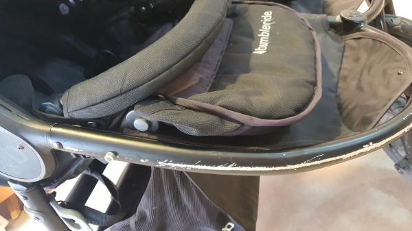 עגלת תאומים של במבלרייד מעולה(נקנתה