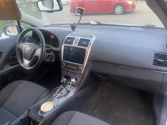 טויוטה אוונסיס (2011)