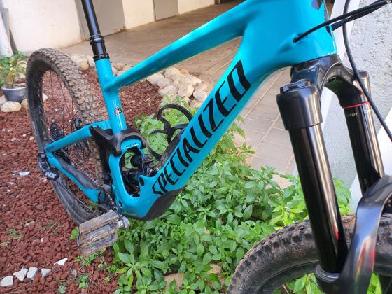 אנדורו ספשלייזד כמו חדש