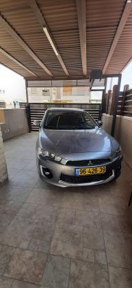 מיצובישי לנסר ספורטבק (2017)