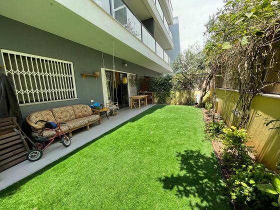 יוסף קארו 27 (מונטיפיורי)