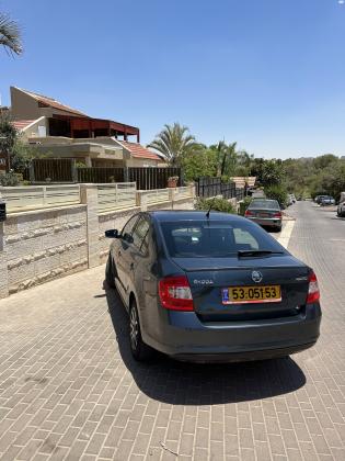 סקודה ראפיד (2014)