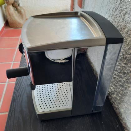 מכונת קפה וינטג עובדת מתאימה