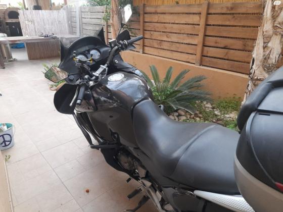 הונדה ואראדרו 1000 (2011)