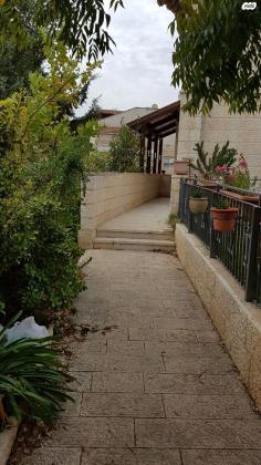 הסחלב 7 (עיר גנים)