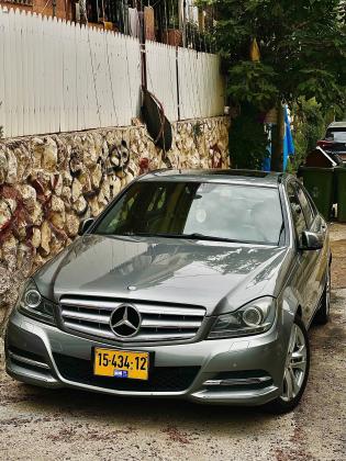 מרצדס C-Class (2012)