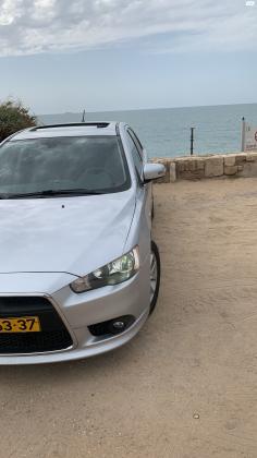 מיצובישי לנסר ספורטבק (2016)