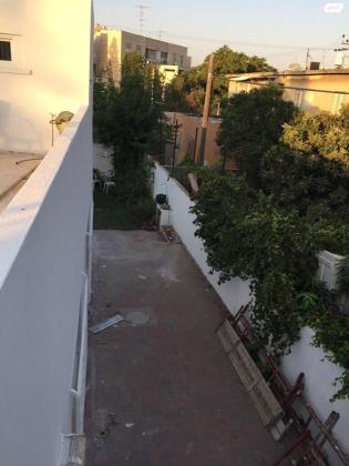 צבי גרץ 4 (המפדה האזרחי)