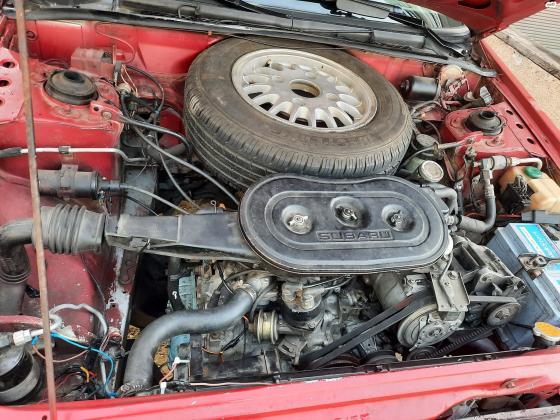 סובארו לאונה (1986)