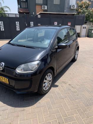 פולקסווגן אפ / UP (2015)