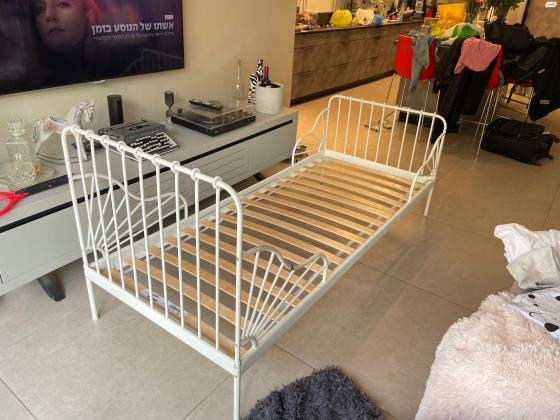 מיטת מעבר של איקאה 80X200
