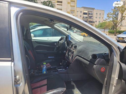 פורד פוקוס (2008)