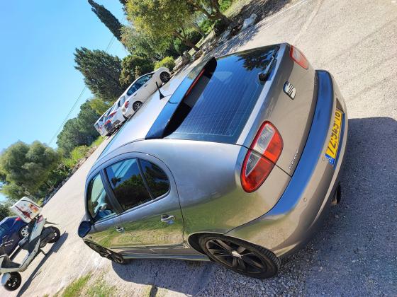 סיאט לאון (2005)