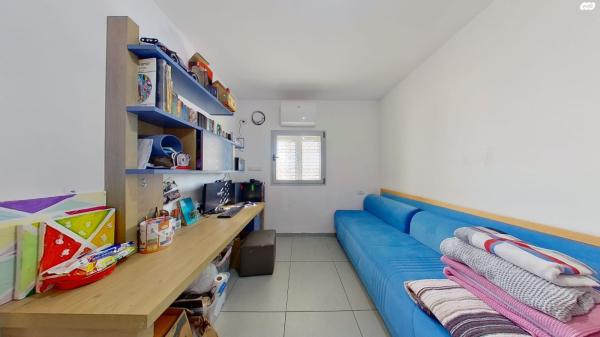 הרב ישעיהו משורר 14 (הדר גנים;גני הדר)