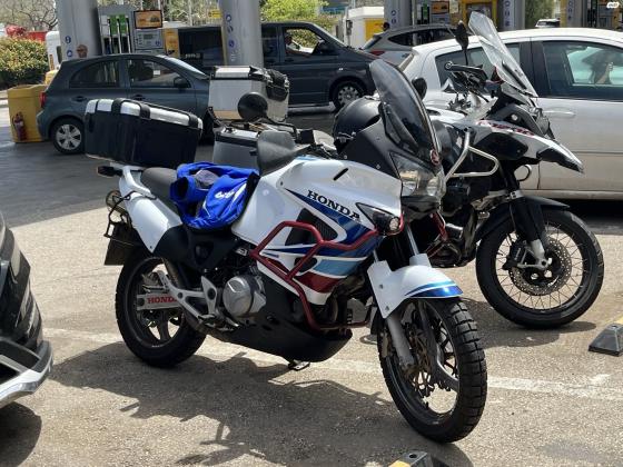 הונדה ואראדרו 1000 (2007)