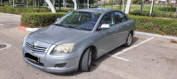 טויוטה אוונסיס (2008)