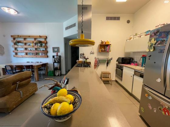 יוסף קארו 27 (מונטיפיורי)