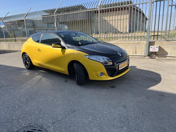 רנו מגאן קופה / ספורט (2013)