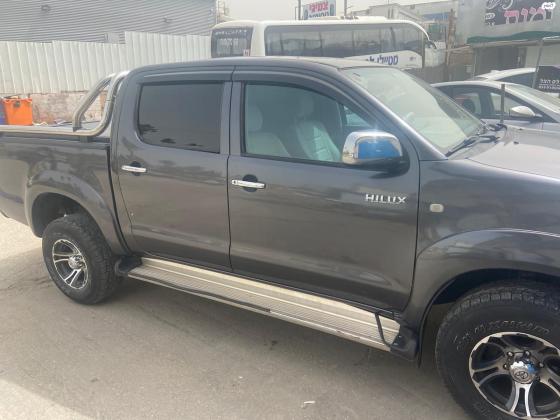 טויוטה היילקס ויגו 4X4 (2009)