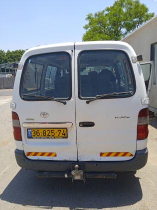 טויוטה הייאס ארוך (2010)