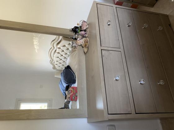 חדר שינה למכירה כולל:מיטה יהודית