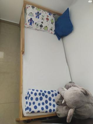 שתי מיטות לילדים תוצרת איקאה