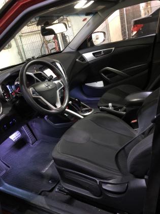 יונדאי ולוסטר (2011)