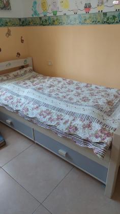 מיטת ילדים של עצמלה, דגם אופיר