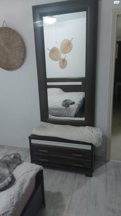 חדר שינה קומפלט הכולל ארון