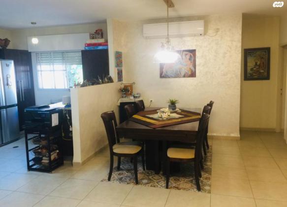 הרצל 24 (מרכז העיר)